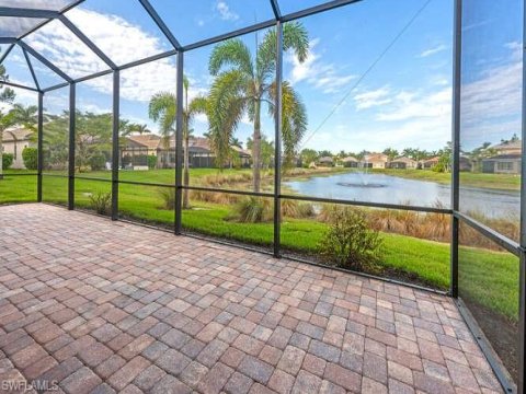 Andalucia Naples Real Estate