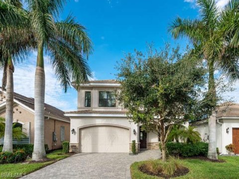 Andalucia Naples Real Estate