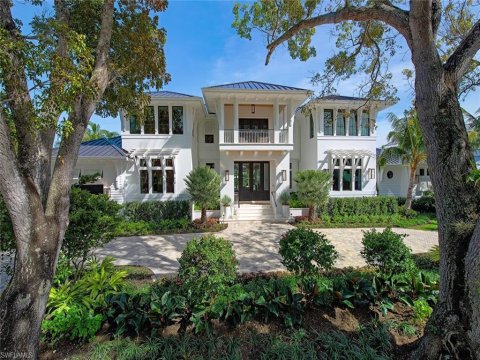 Aqualane Shores Naples Real Estate