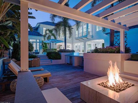 Aqualane Shores Real Estate