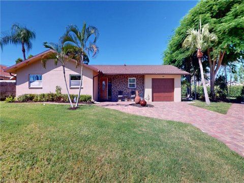 Arroyal Heights Bonita Springs Real Estate