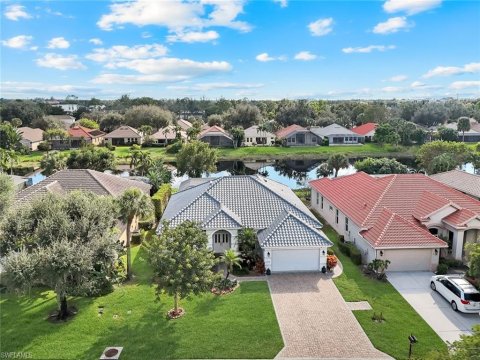 Autumn Woods Naples Florida Real Estate