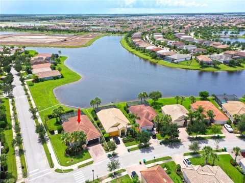 Ave Maria Real Estate