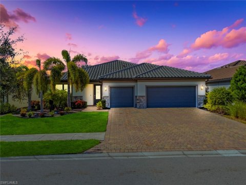 Ave Maria Real Estate