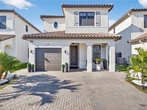 Ave Maria Real Estate