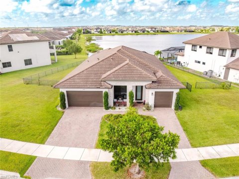 Ave Maria Real Estate