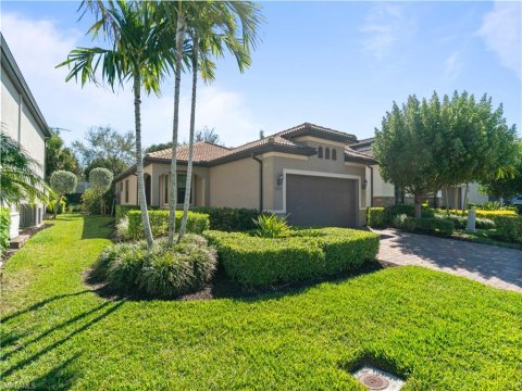 Avery Square Naples Florida Homes for Sale