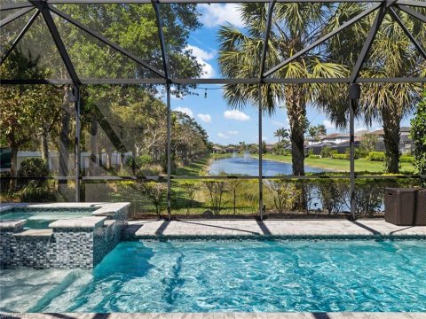 Avery Square Naples Florida Real Estate