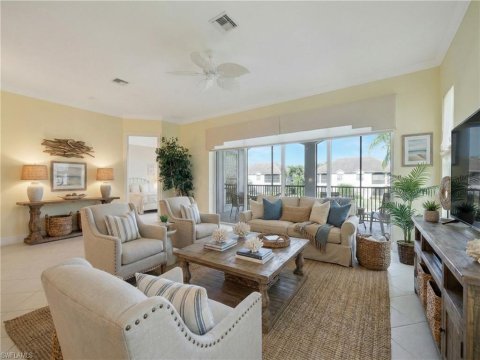 Banyan Woods Naples Florida Condos for Sale