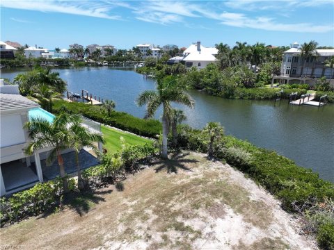 Barefoot Beach Real Estate