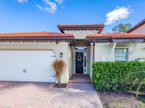 Barrington Cove Naples Real Estate