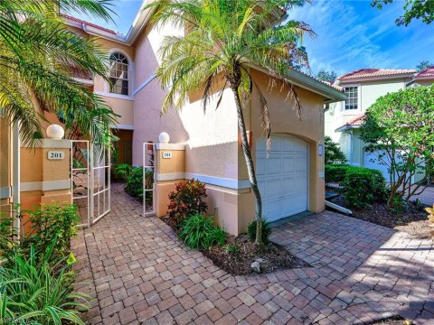 Bay Forest Naples Florida Condos for Sale