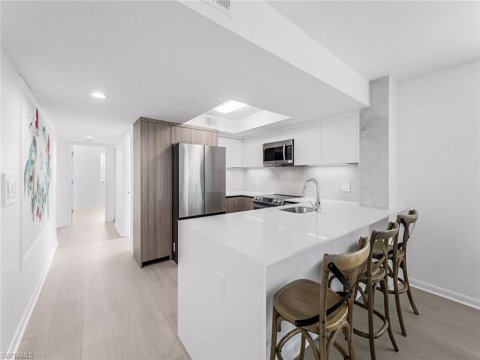 Bay Forest Naples Florida Condos for Sale