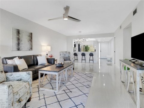 Bay Forest Naples Florida Real Estate