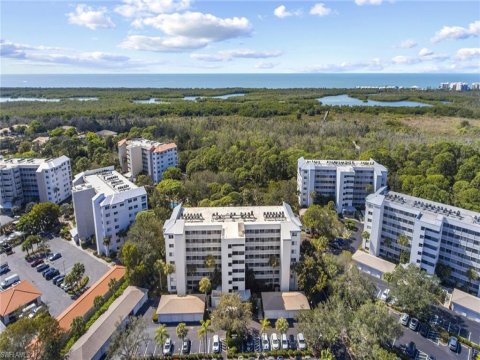 Bay Forest Naples Florida Real Estate