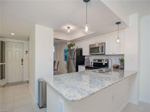 Bay Forest Naples Real Estate