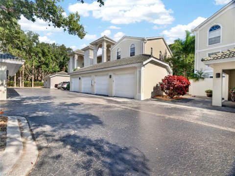 Bay Forest Naples Real Estate