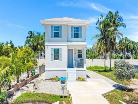 Bayview Naples Real Estate