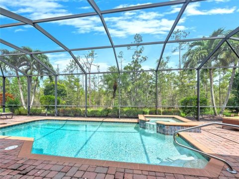 Bella Terra Estero Real Estate