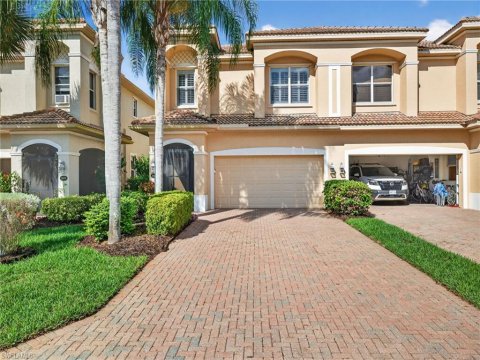 Bella Terra Estero Real Estate