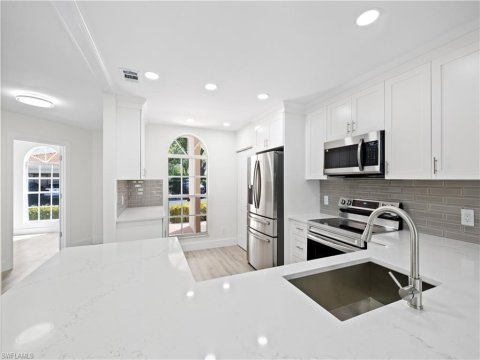 Berkshire Lakes Real Estate