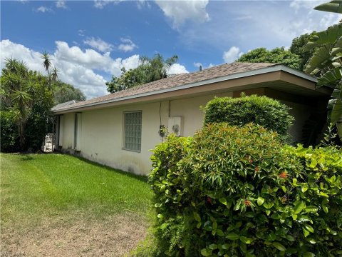 Boca Palms Naples Florida Real Estate