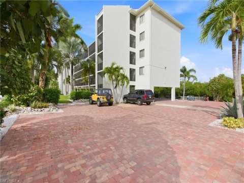 Bonita Beach Plantation House Bonita Springs Florida Condos for Sale