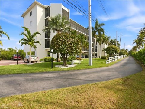 Bonita Beach Plantation House Bonita Springs Florida Condos for Sale