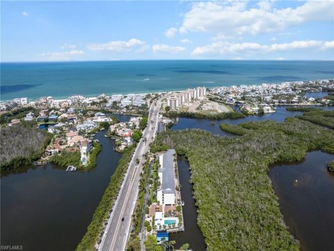 Bonita Beach Plantation House Real Estate