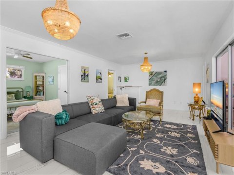 Bonita Shores Real Estate