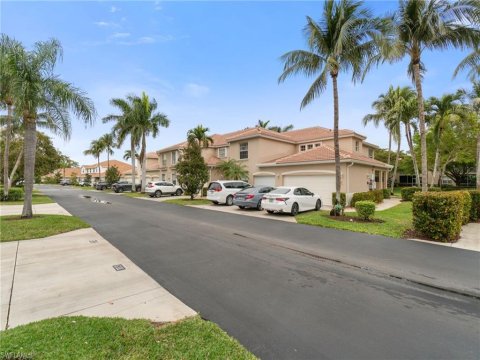 Briarwood Naples Florida Real Estate