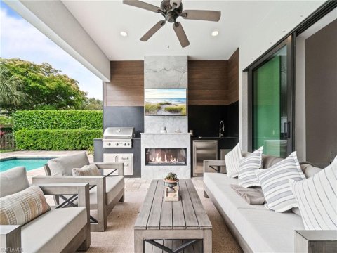 Camden Lakes Naples Real Estate