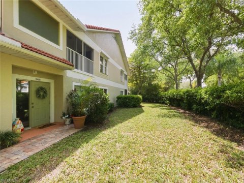 Carlton Lakes Naples Florida Real Estate
