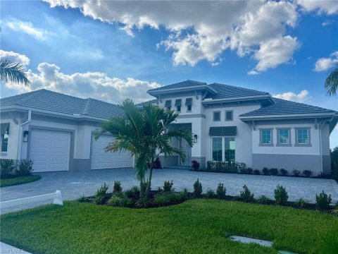 Caymas Naples Florida Homes for Sale
