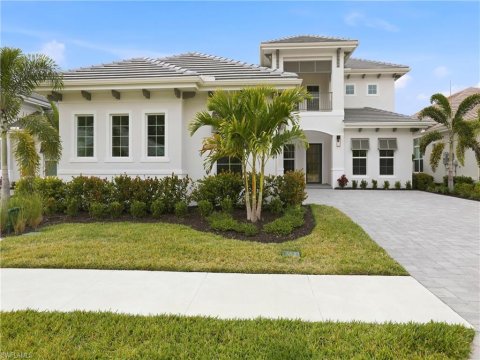 Caymas Naples Florida Real Estate