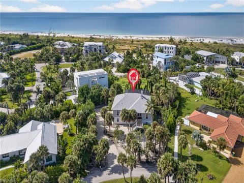 Chateaux Sur Mer Unrec Sanibel Florida Homes for Sale