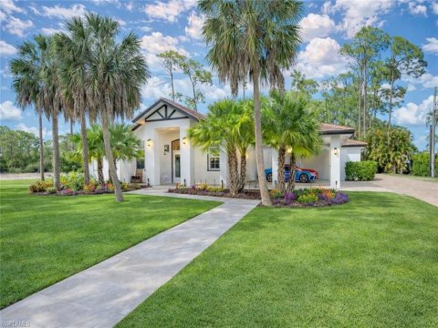 Coach House Naples Florida Homes for Sale