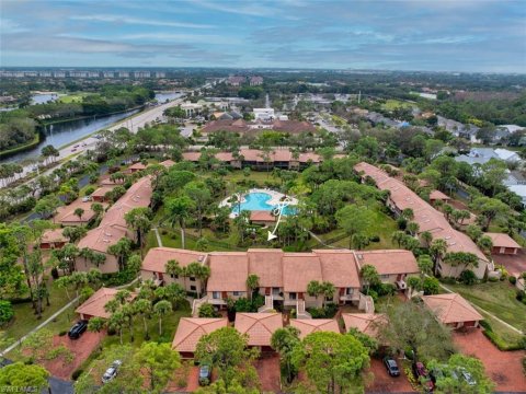 Coach House Naples Florida Real Estate