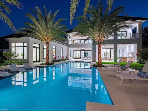 Coach House Naples Real Estate