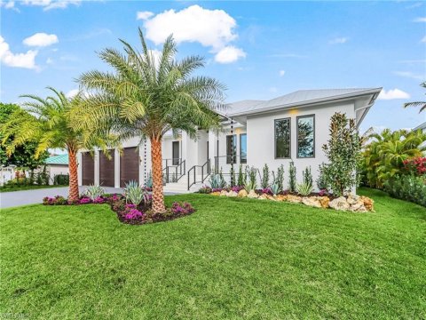 Coconut River Naples Real Estate