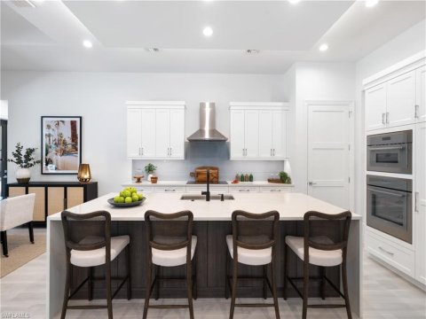 Collier Woods Naples Florida Real Estate