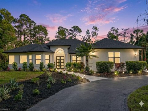 Collier Woods Real Estate