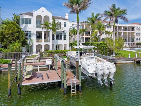 Coquina Sands Naples Real Estate