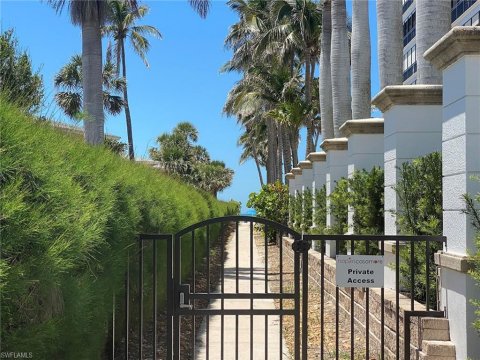 Coquina Sands Naples Real Estate