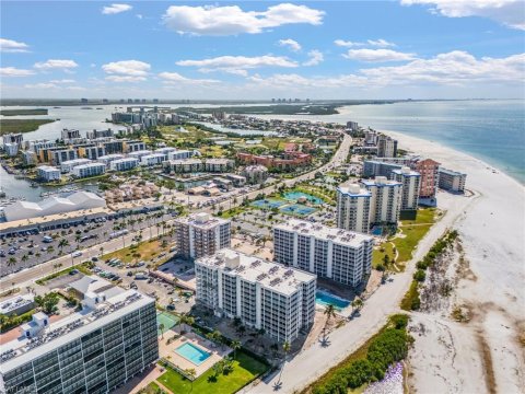 Creciente Fort Myers Beach Real Estate