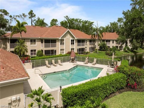 Crescent Lake Naples Florida Condos for Sale