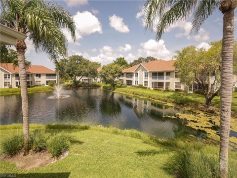 Crescent Lake Naples Florida Real Estate
