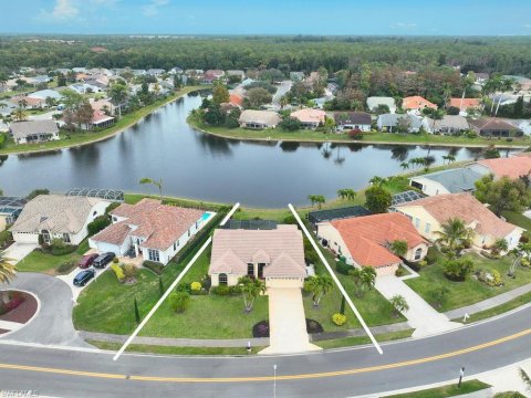 Crown Pointe Naples Florida Homes for Sale