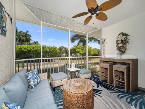 Crown Pointe Naples Florida Real Estate