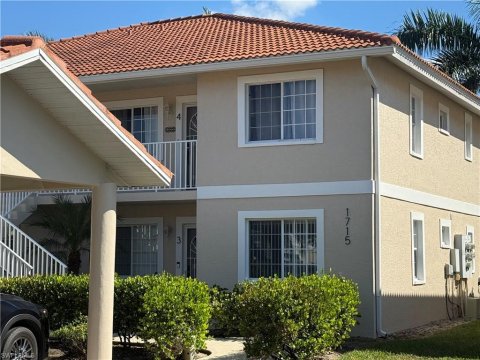 Crown Pointe Real Estate